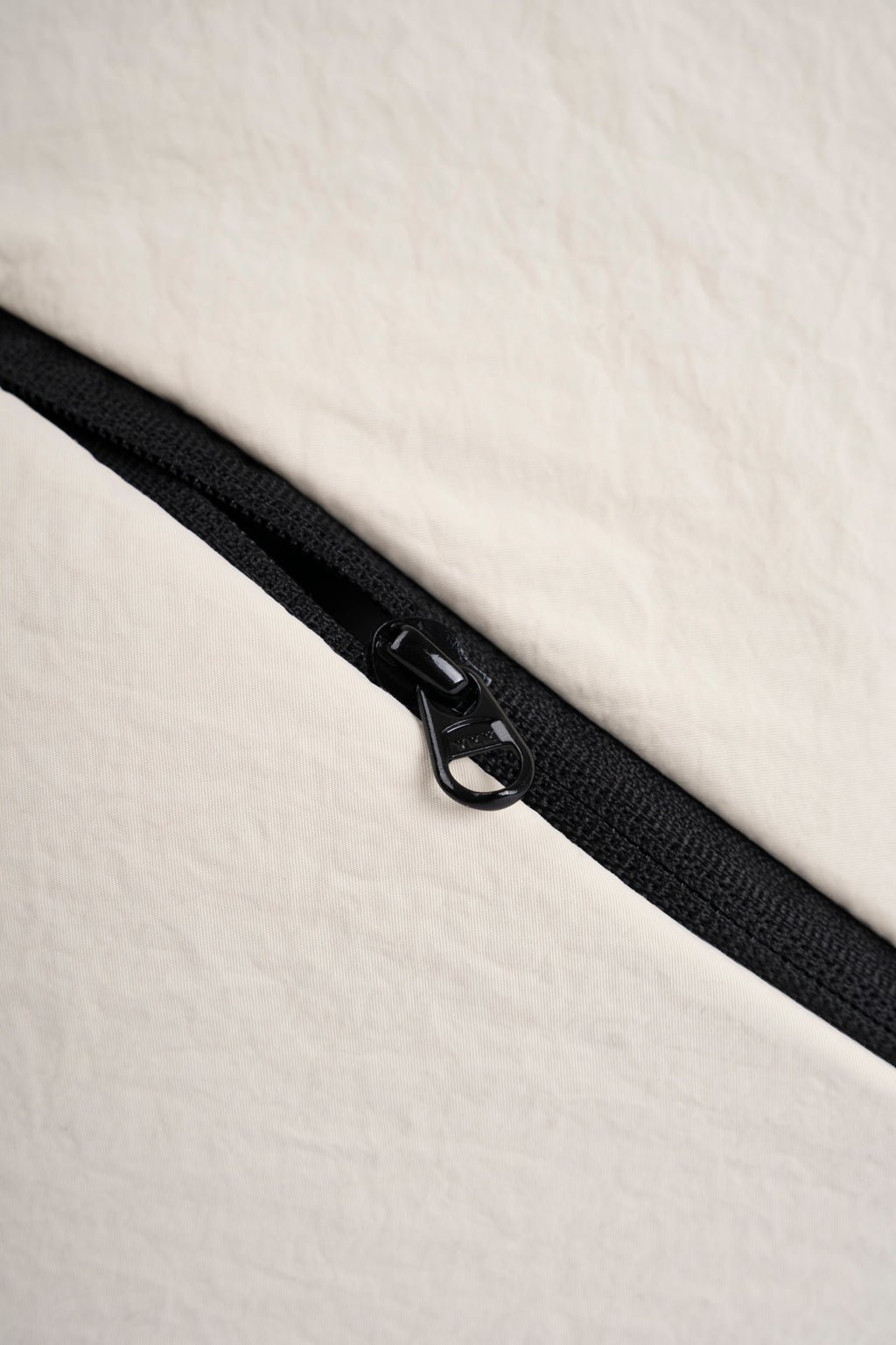 Ivory Dust Tote Gym Bag