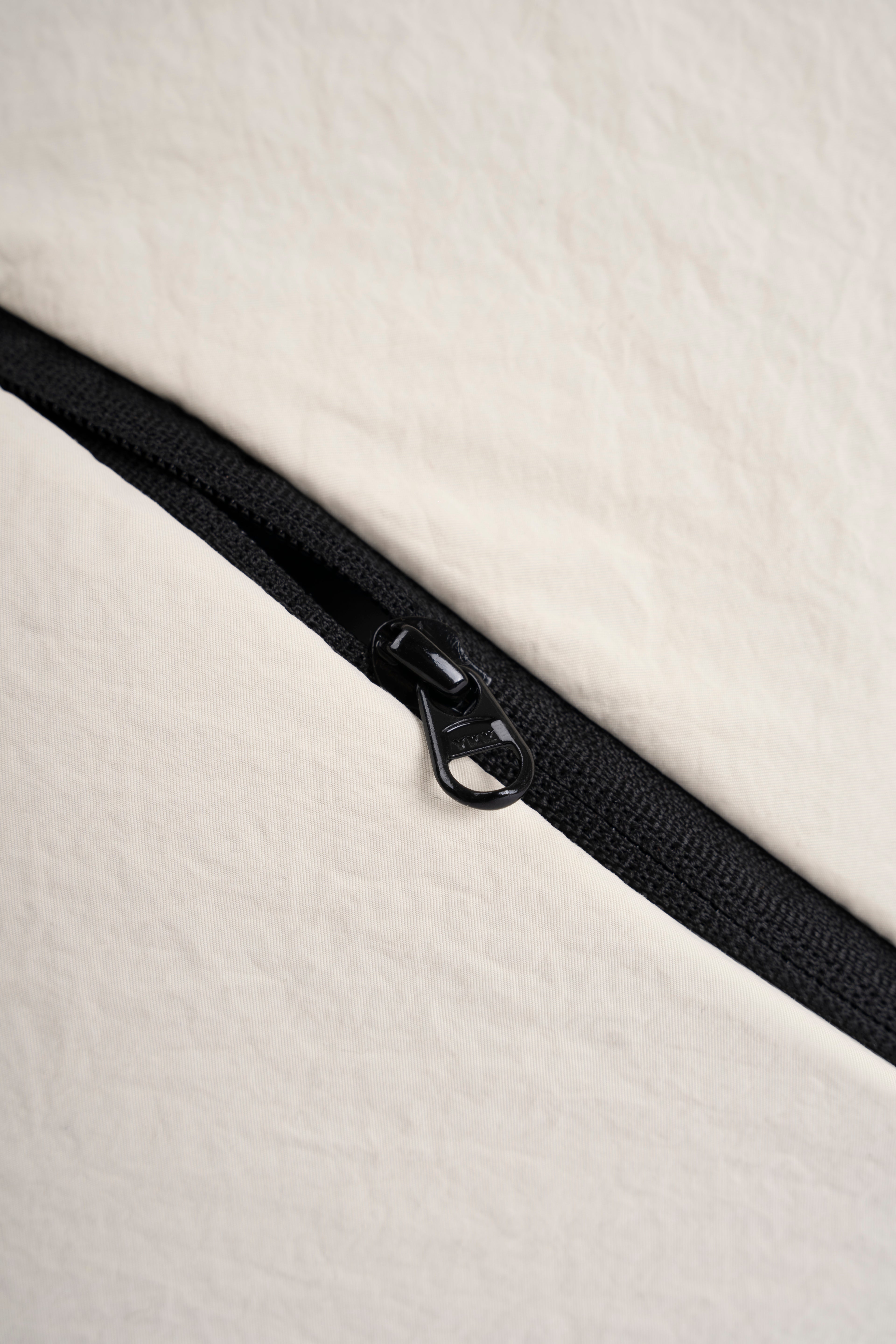 Ivory Dust Tote Gym Bag